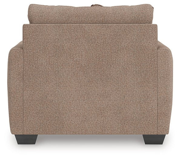 Triston-Peaks Oversized Chair