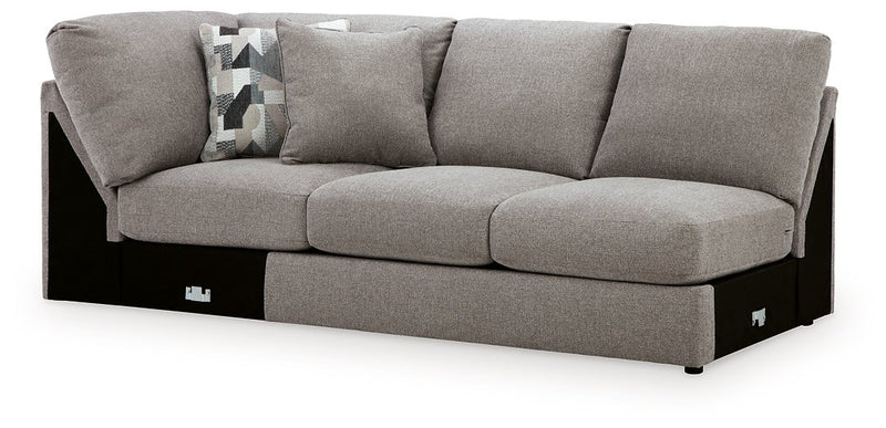 Lindon Sectional with Chaise